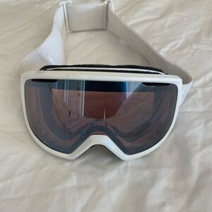 Smith White Ski Goggles with Tinted Lens